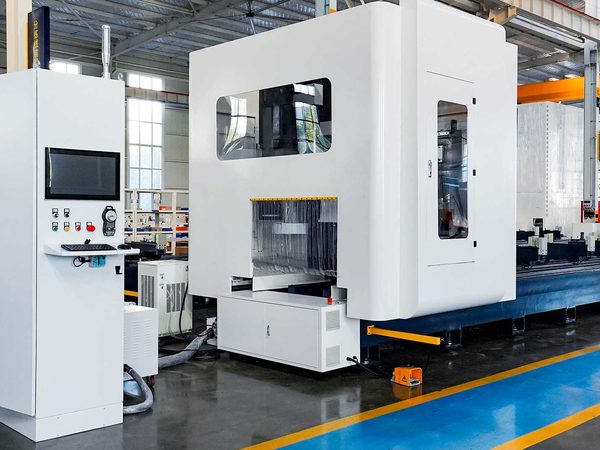 5-Axis CNC Machining Benefits: Why Fewer Setups Matter