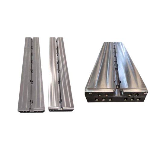 Gantry CNC cutting for large-format parts, precision custom CNC machining service
